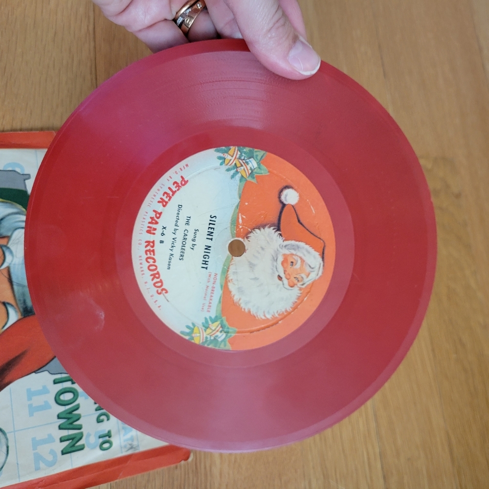 Vintage Santa Claus is coming to town record - Picture 2 of 5